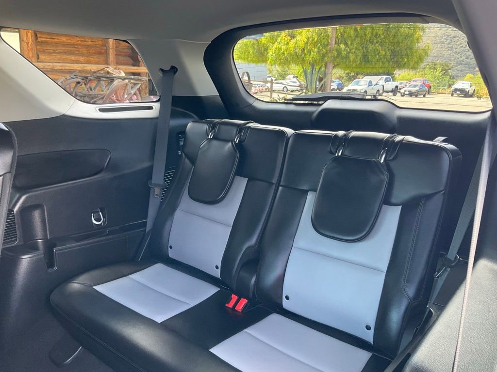 Certified 2024 Ford Explorer XLT w/ Equipment Group 202A image 43