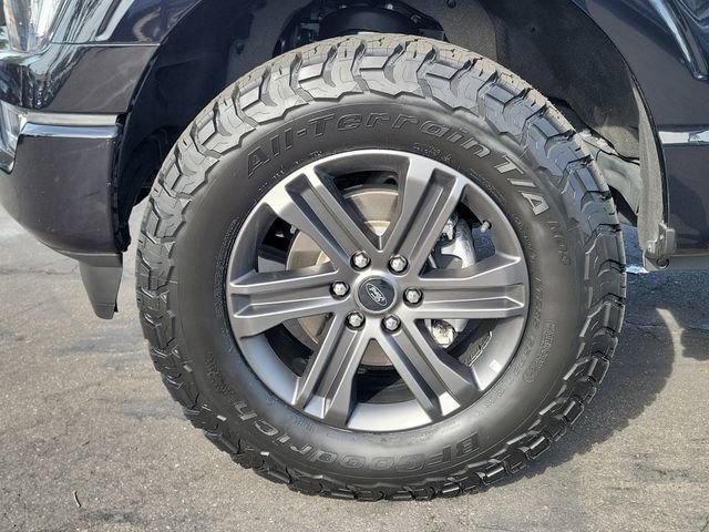 Certified 2022 Ford F150 XLT w/ Equipment Group 302A High image 33