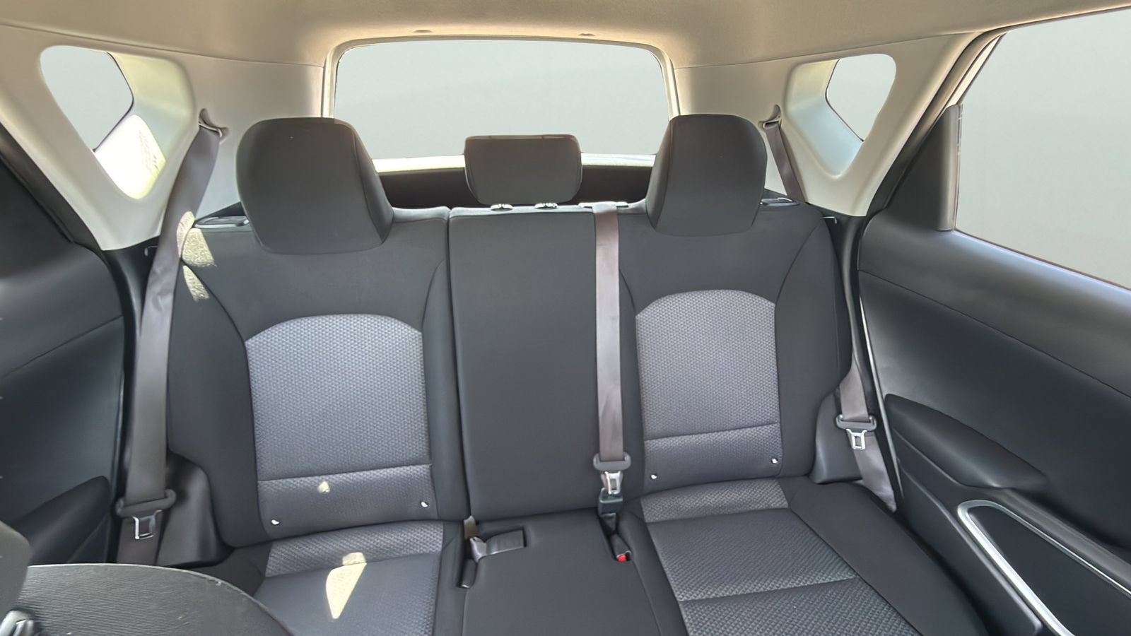 Used 2024 Kia Soul LX w/ Option Group 015 FWD image 25