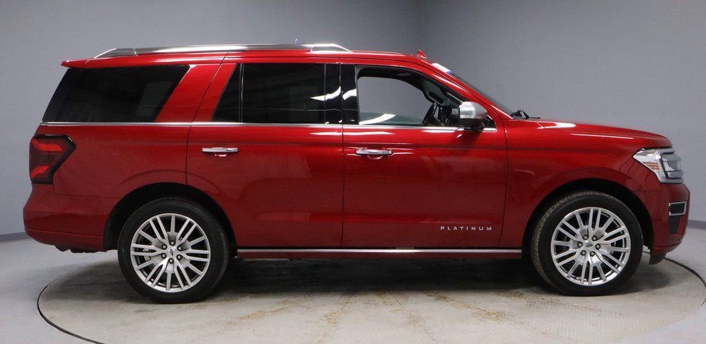 Certified 2022 Ford Expedition Platinum image 6