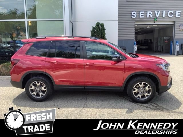 Used 2022 Honda Passport TrailSport image 3