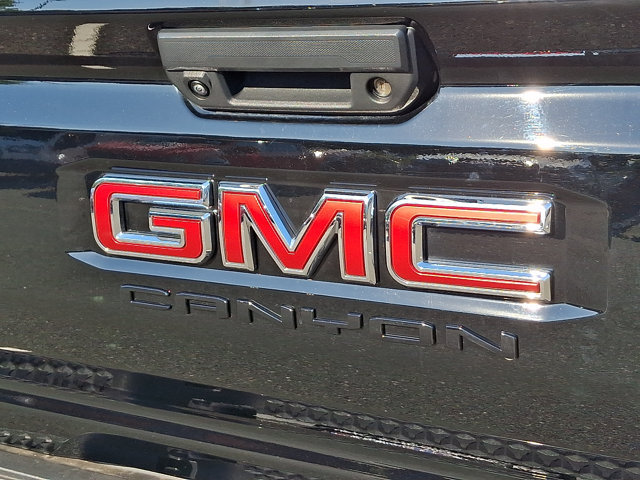Used 2024 GMC Canyon AT4X AWD/4WD image 31