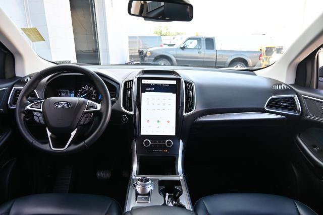 Certified 2022 Ford Edge SEL w/ Sport Appearance Package AWD/4WD image 26