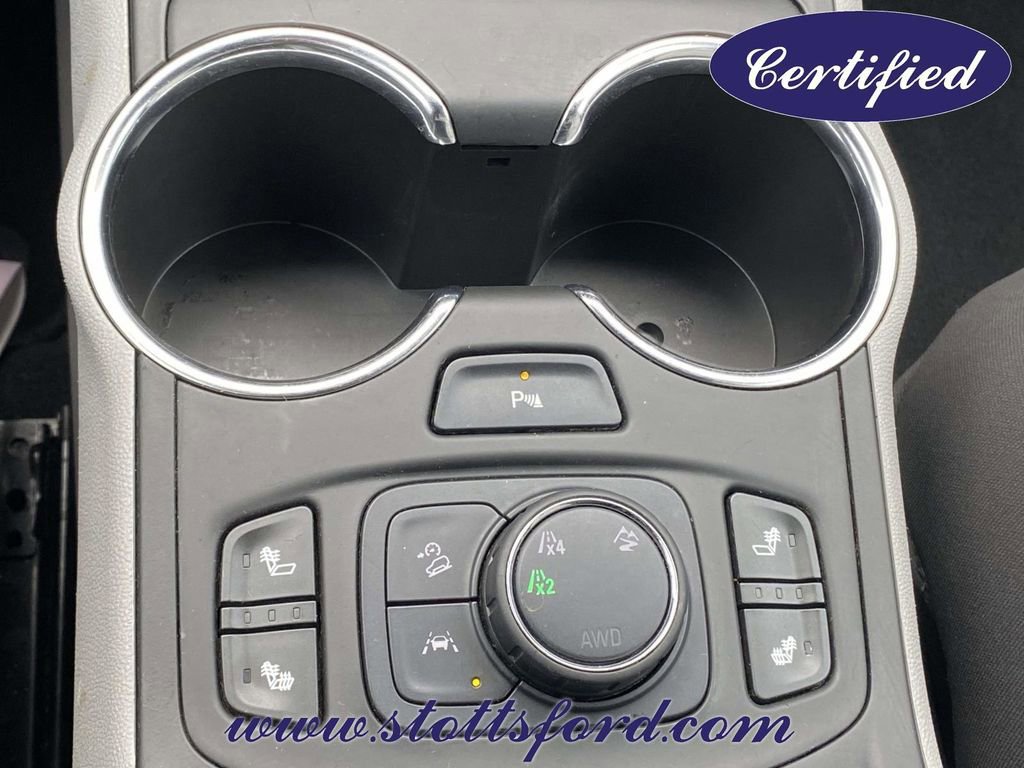 Used 2023 GMC Terrain SLT w/ Tech Package image 29