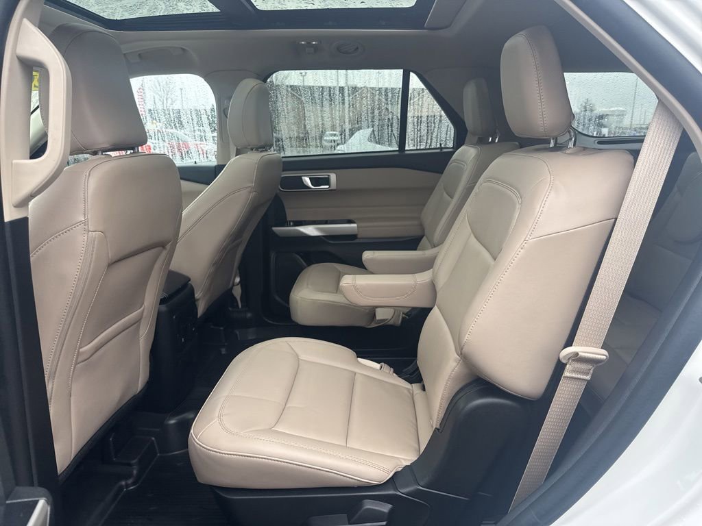 Certified 2023 Ford Explorer XLT w/ Equipment Group 202A image 54