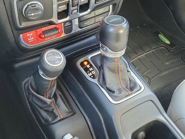 Used 2020 Jeep Gladiator Mojave AWD/4WD image 32