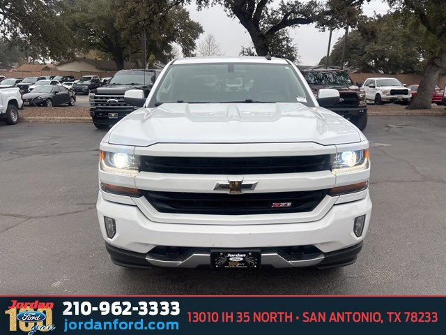 Used 2018 Chevrolet Silverado 1500 LT w/ Texas Edition image 6