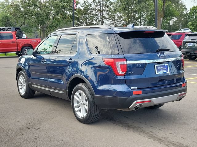 Certified 2017 Ford Explorer XLT w/ Equipment Group 202A FWD image 5
