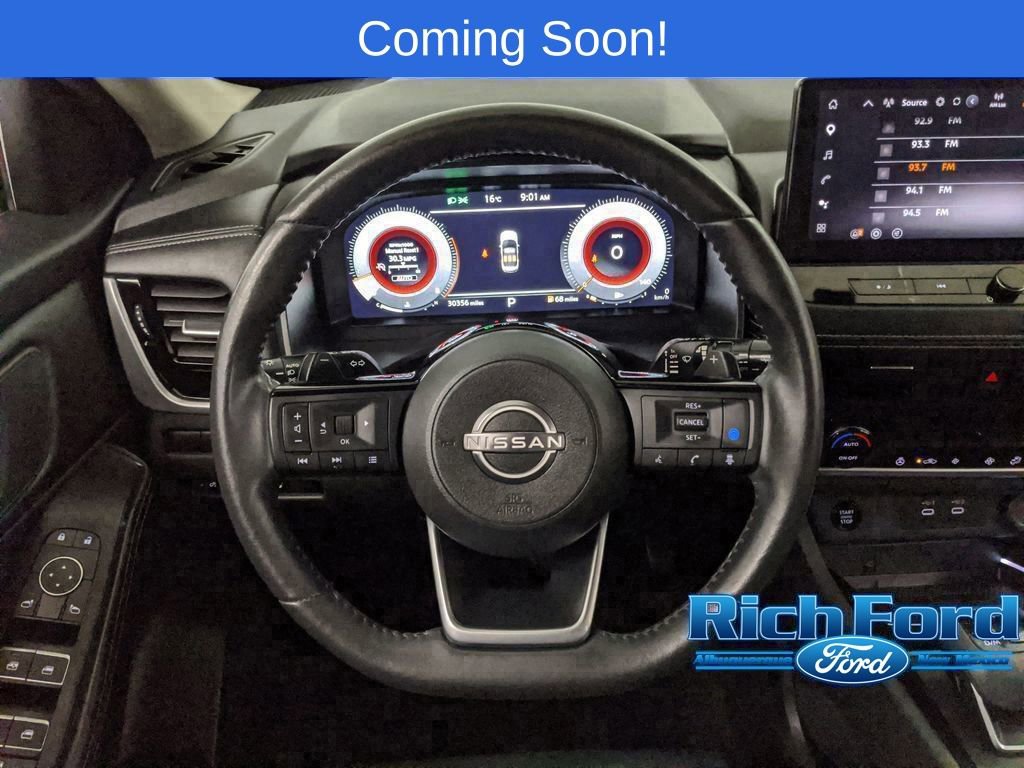 Used 2024 Nissan Rogue SL AWD/4WD image 10