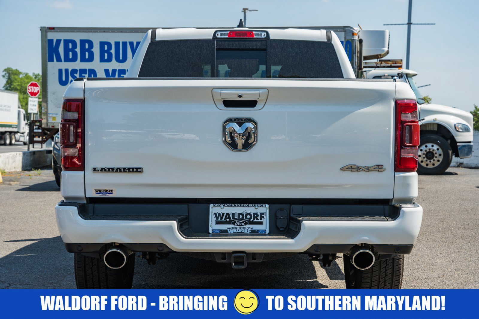 Used 2022 RAM 1500 Laramie w/ Sport Appearance Package AWD/4WD image 5