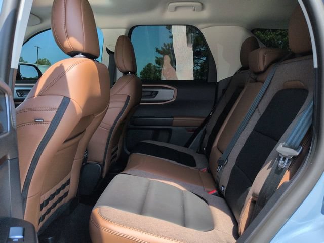 Certified 2025 Ford Bronco Sport Outer Banks w/ Outer Banks Tech Package+ AWD/4WD image 17