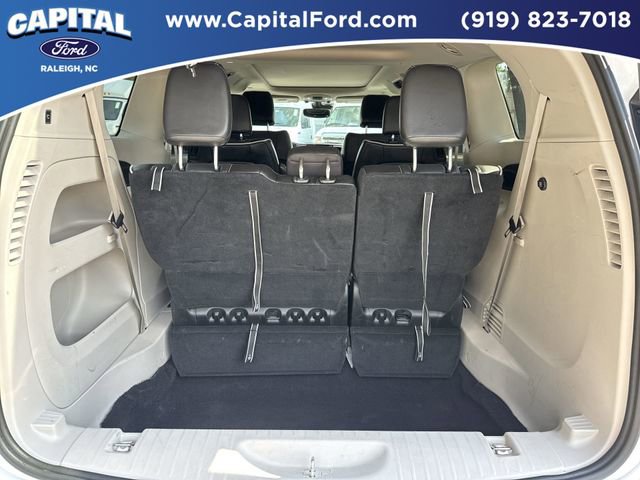 Used 2024 Chrysler Pacifica Limited FWD image 16