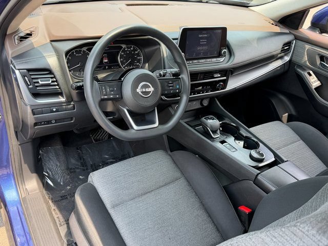 Used 2023 Nissan Rogue SV AWD/4WD image 18