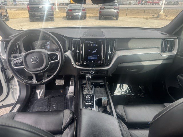 Used 2021 Volvo XC60 T5 R-Design w/ Protection Package Premier image 27