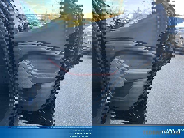 Certified 2025 Ford Mustang Mach-E Premium w/ Sport Appearance Package image 21