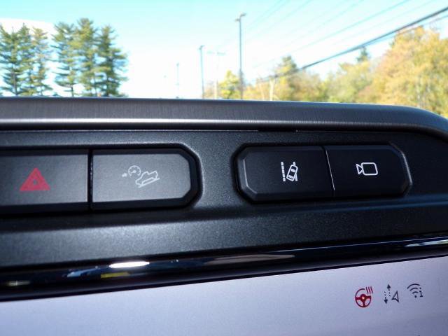 Certified 2022 Ford F250 Platinum w/ FX4 Off-Road Package image 25