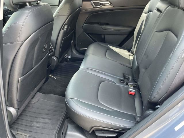 Used 2024 Kia Sportage EX image 5