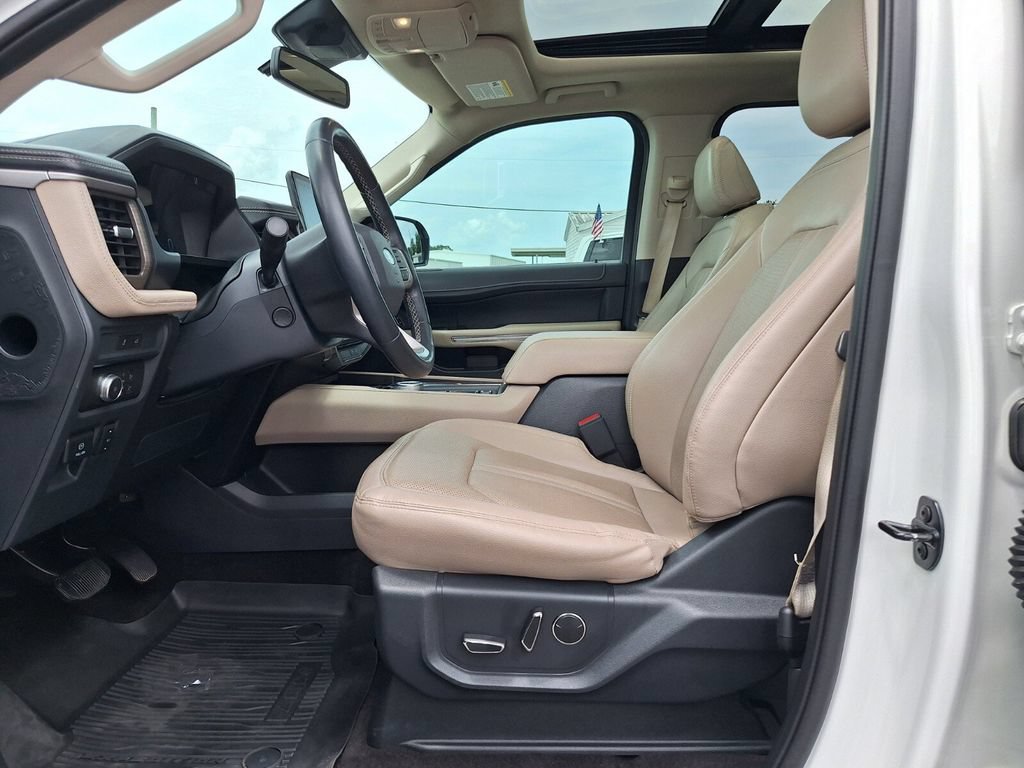 Certified 2022 Ford Expedition Max Limited RWD image 13