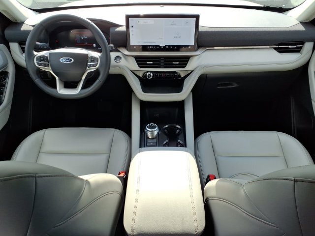 Certified 2026 Ford Explorer Active w/ Active Comfort Package AWD/4WD image 14