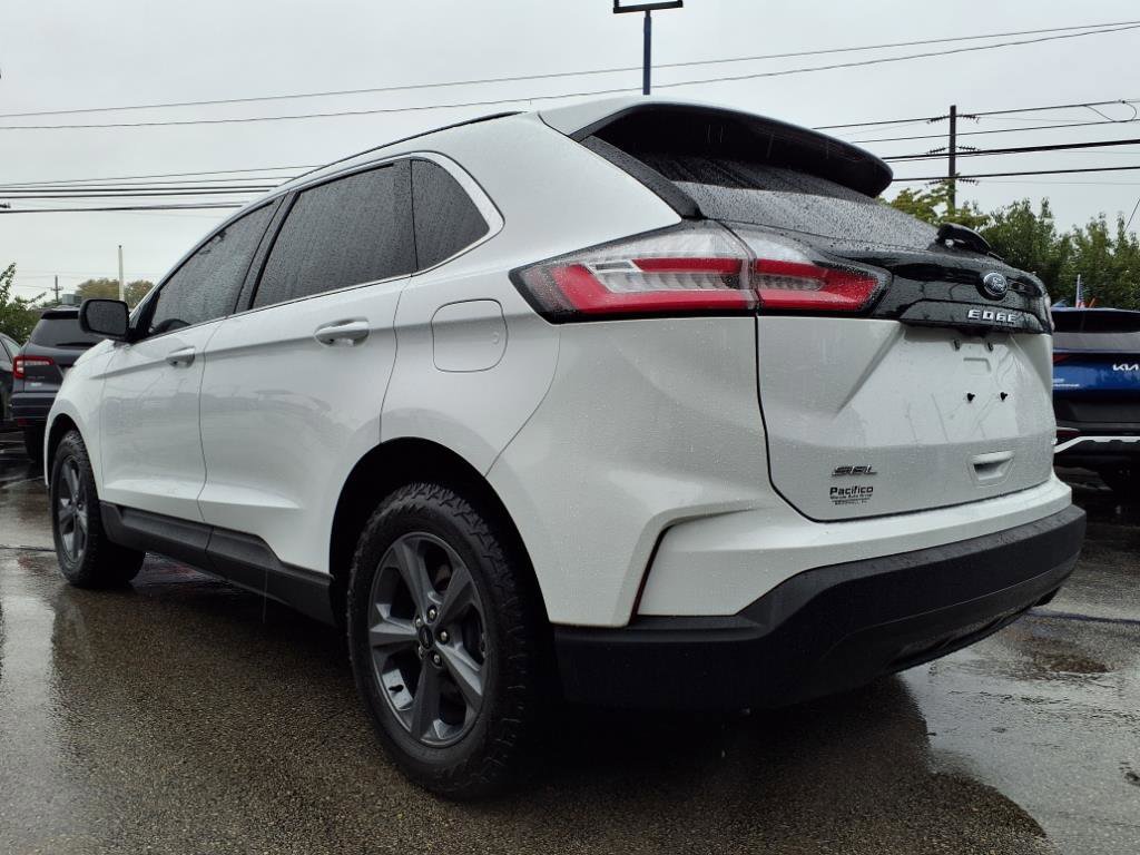 Certified 2022 Ford Edge SEL w/ Sport Appearance Package image 3