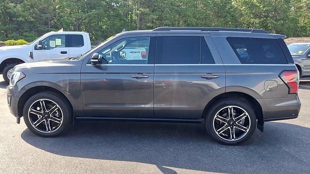 Certified 2021 Ford Expedition Limited AWD/4WD image 5