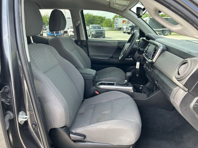 Used 2022 Toyota Tacoma SR5 RWD image 30