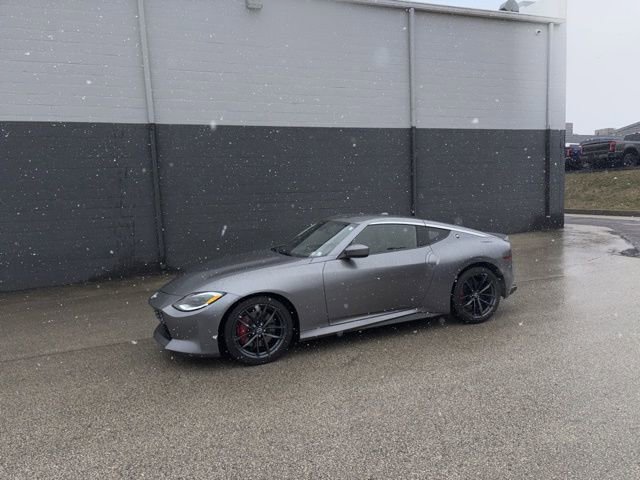 Used 2023 Nissan Z w/ Floor Mat Package (L93) RWD image 3