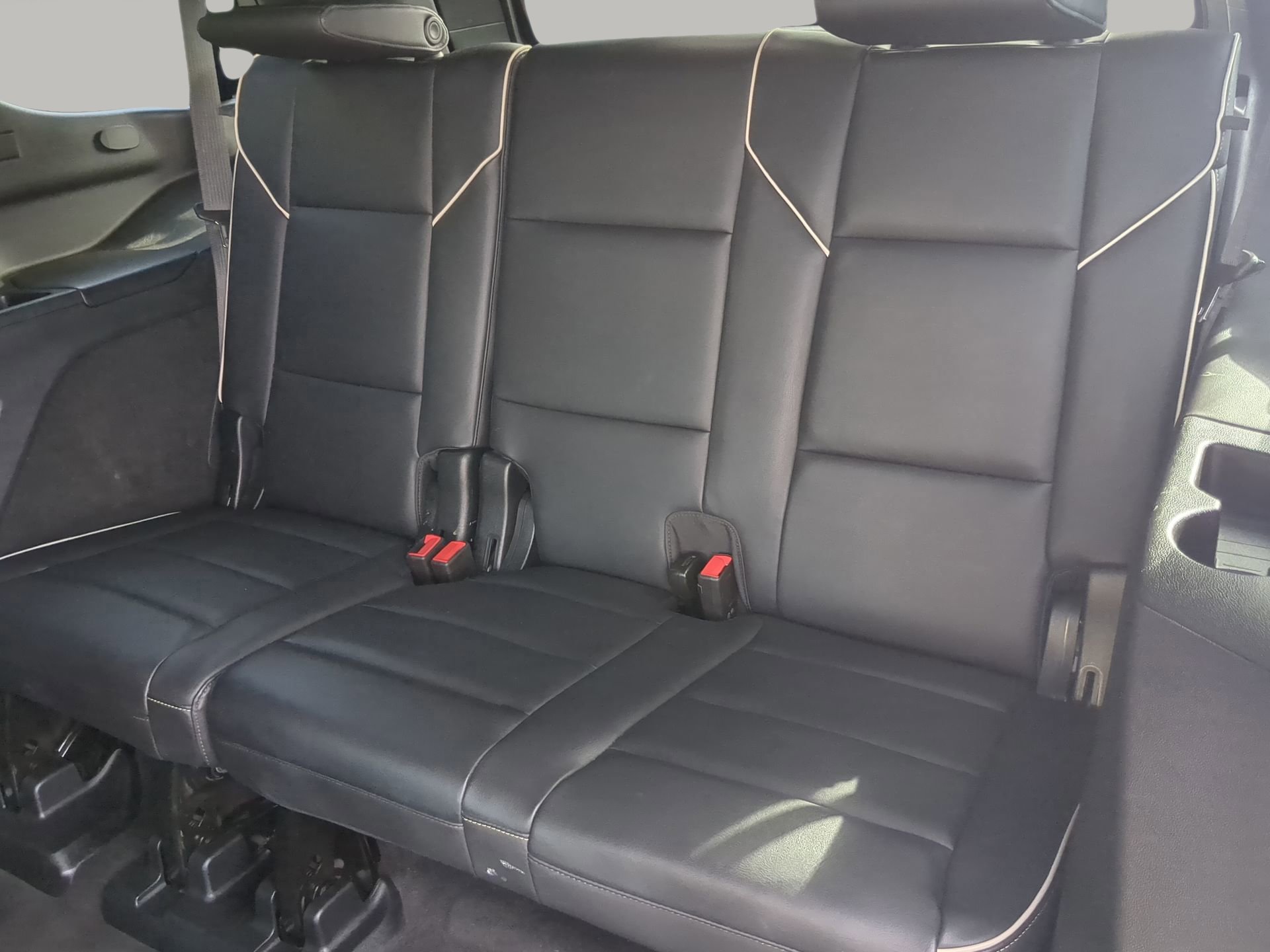 Used 2023 Cadillac Escalade Premium Luxury image 47