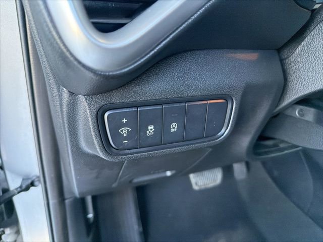 Used 2023 Kia Soul LX FWD image 18