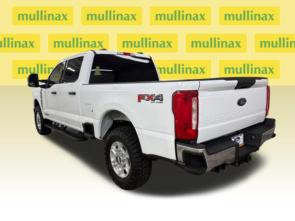 Certified 2025 Ford F250 XLT w/ FX4 Off-Road Package AWD/4WD image 18