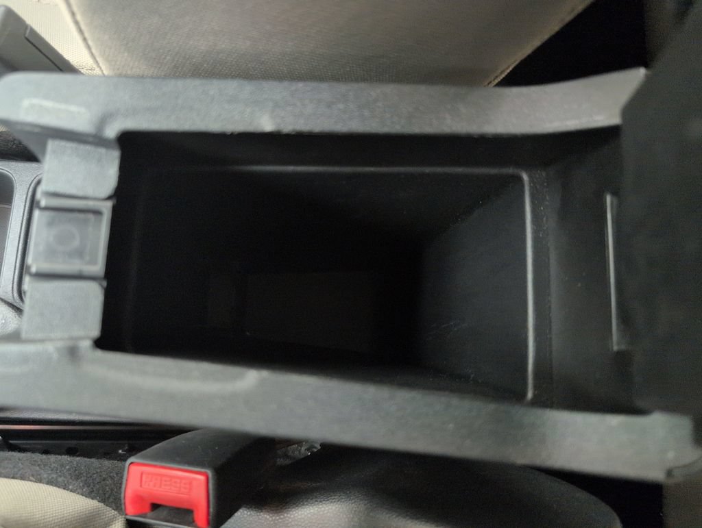 Certified 2021 Ford EcoSport S FWD image 34