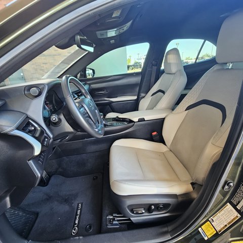 Used 2020 Lexus UX 250h w/ Premium Package image 12