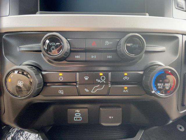 Certified 2026 Ford F250 XLT AWD/4WD image 24