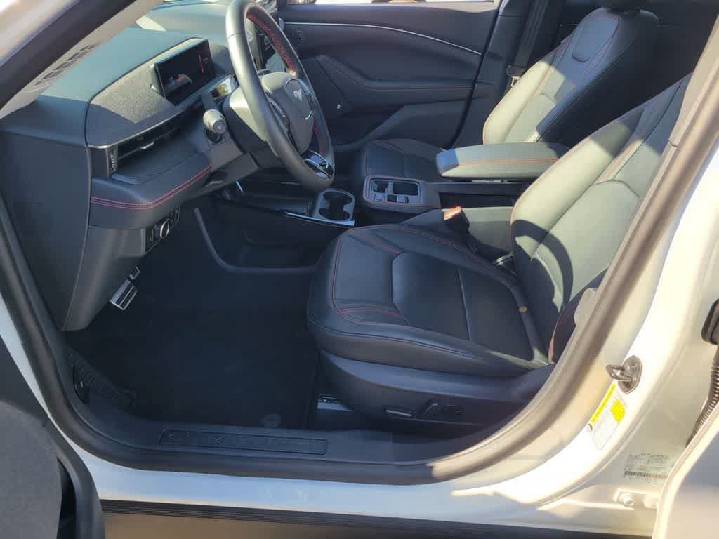 Certified 2025 Ford Mustang Mach-E Premium w/ Sport Appearance Package AWD/4WD image 9