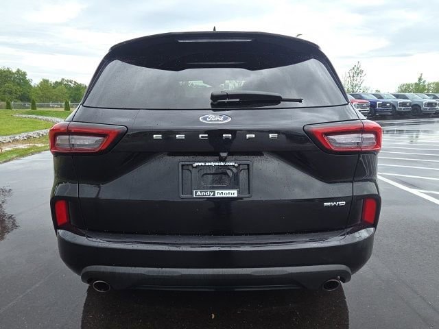 Certified 2024 Ford Escape ST-Line AWD/4WD image 9