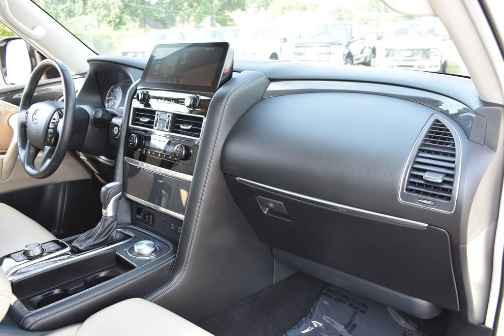 Used 2024 Nissan Armada SV w/ Cargo Package AWD/4WD image 33