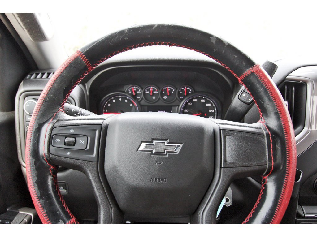Used 2020 Chevrolet Silverado 1500 Custom Trail Boss w/ Custom Convenience Package AWD/4WD image 17