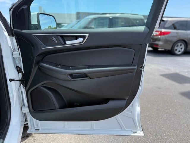 Certified 2024 Ford Edge SEL w/ Convenience Package AWD/4WD image 17