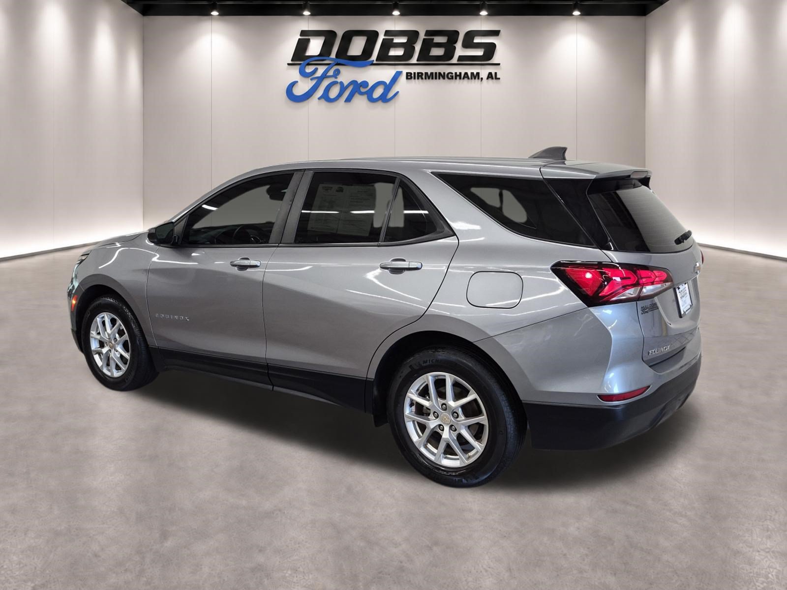 Used 2024 Chevrolet Equinox LS FWD image 4