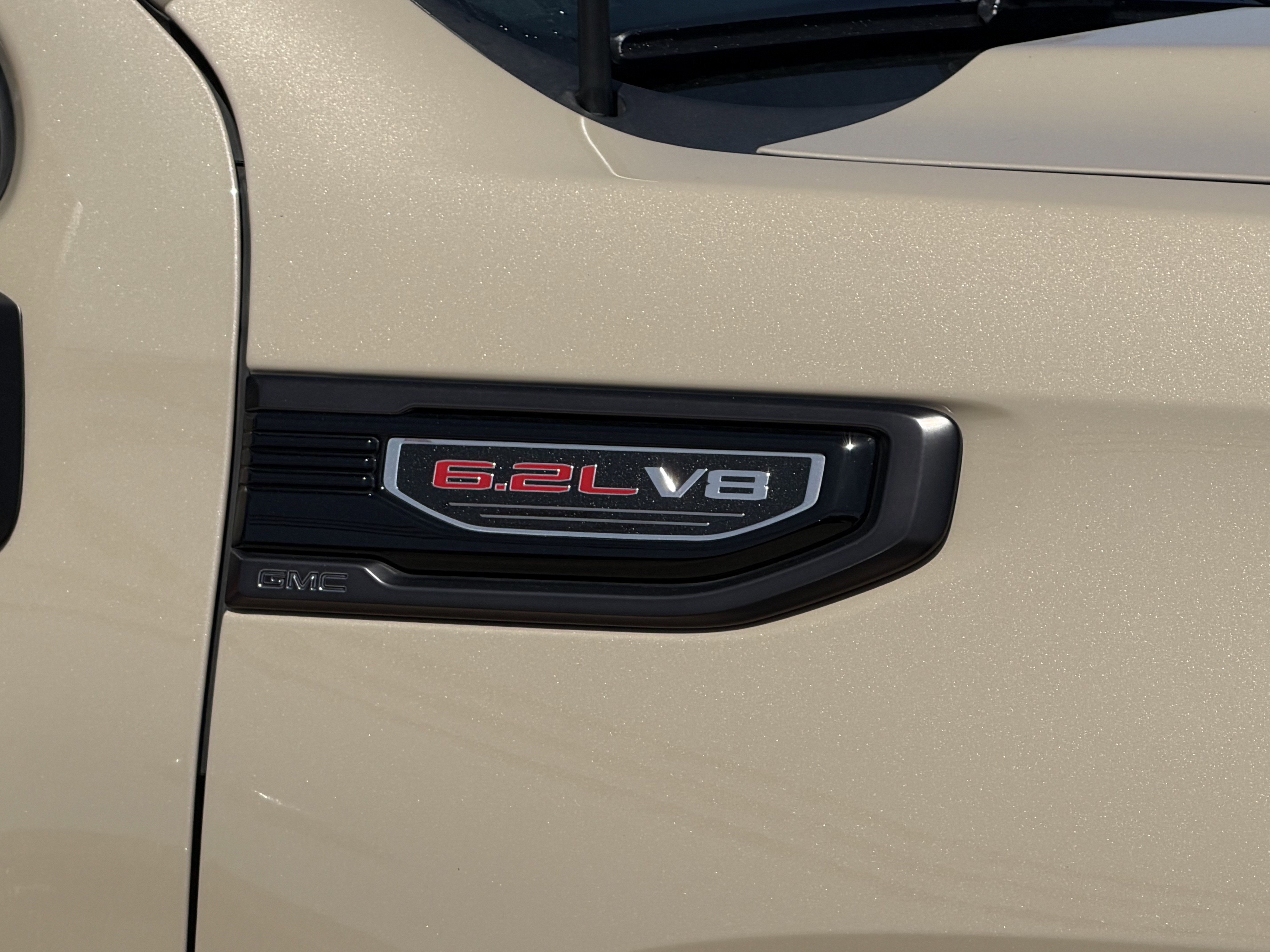 Used 2023 GMC Sierra 1500 AT4X AWD/4WD image 5