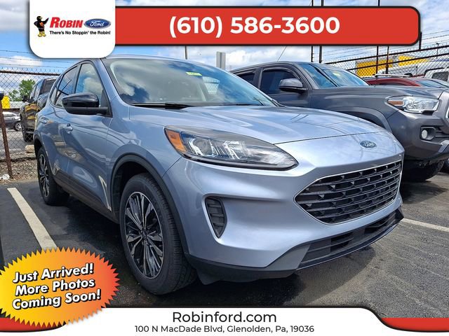 Certified 2022 Ford Escape SE w/ SE Sport Appearance Package