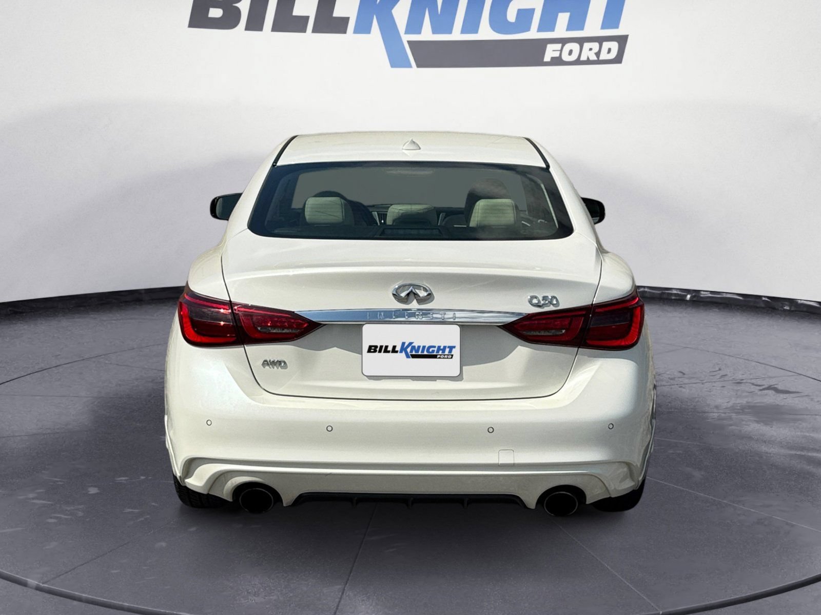 Used 2022 INFINITI Q50 Luxe w/ Cargo Package AWD/4WD image 4