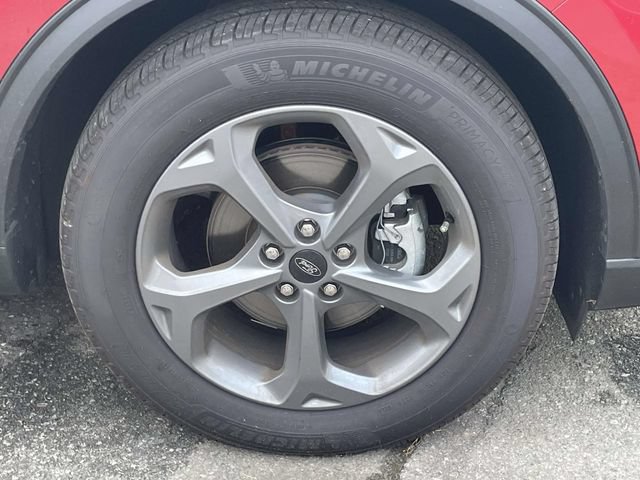 Certified 2025 Ford Escape ST-Line w/ Tech Pack #1 FWD image 9