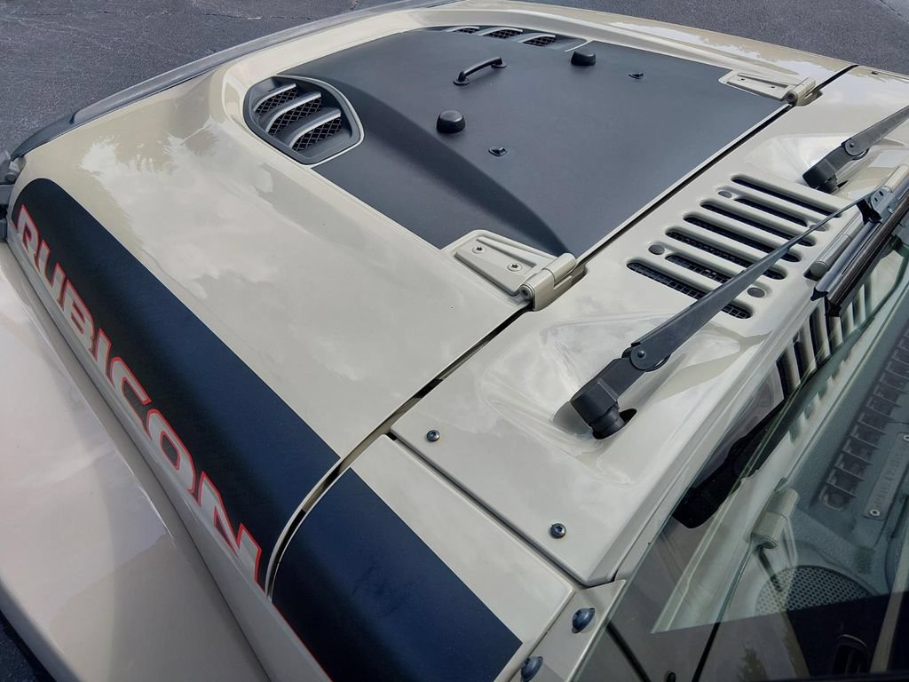 Used 2018 Jeep Wrangler Unlimited Rubicon AWD/4WD image 16