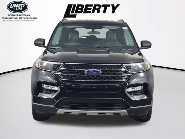 Certified 2023 Ford Explorer XLT w/ Equipment Group 202A AWD/4WD image 9