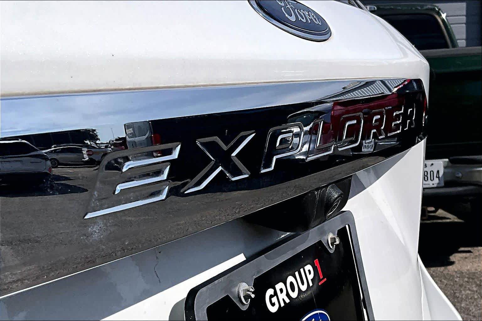 Certified 2023 Ford Explorer XLT w/ Equipment Group 202A RWD image 10