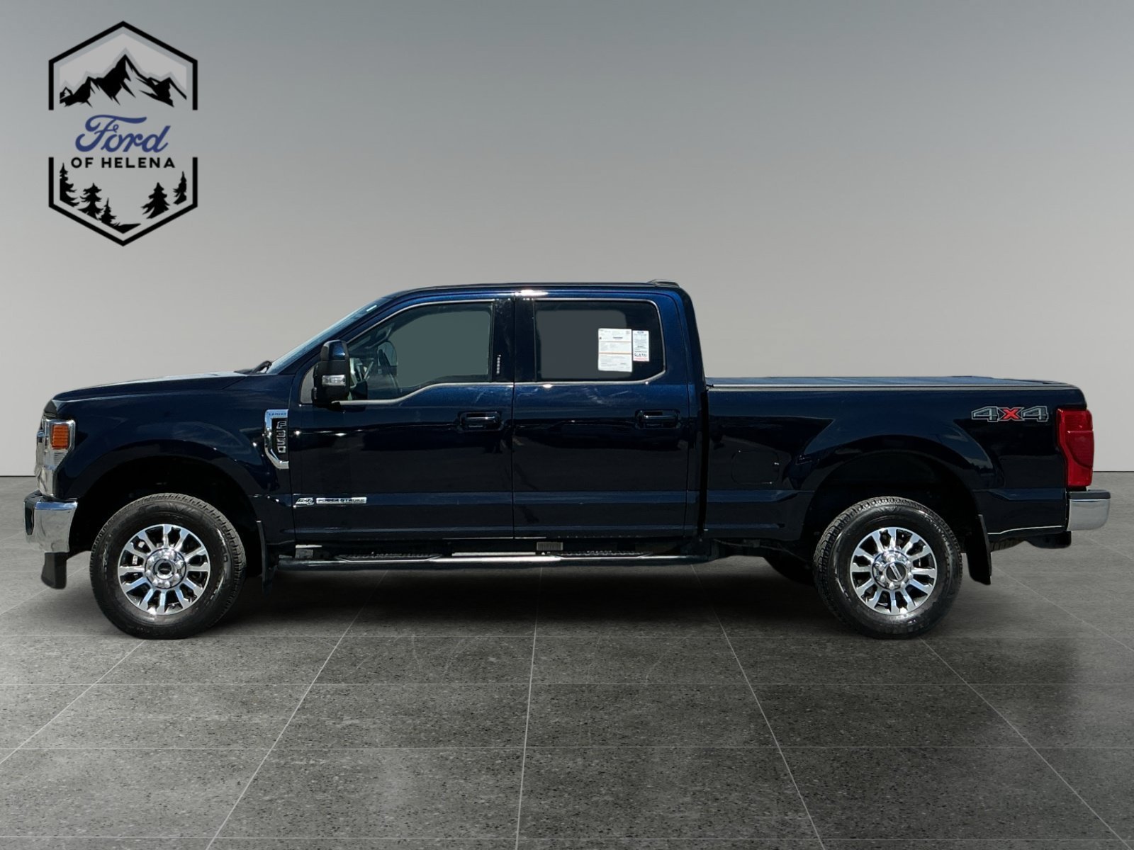 Certified 2022 Ford F350 Lariat w/ Camper Package AWD/4WD image 2