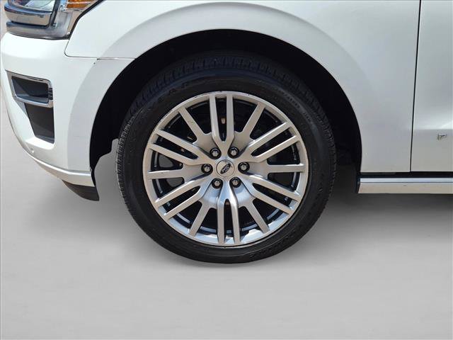 Certified 2023 Ford Expedition Platinum AWD/4WD image 9