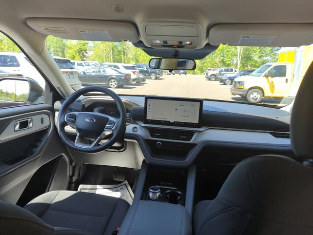 Certified 2025 Ford Explorer Active AWD/4WD image 25