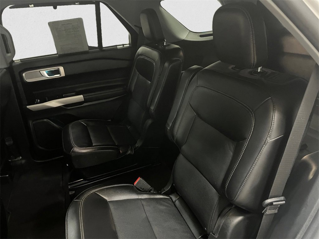 Certified 2024 Ford Explorer Limited image 13